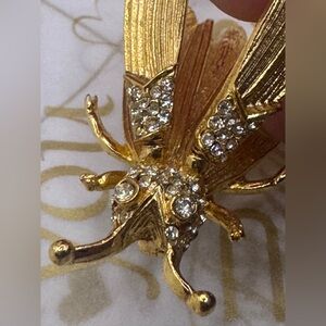 Hatties Carnegie vintage 1940’s gold tone w/rhinestone flying Beatle w/ wings